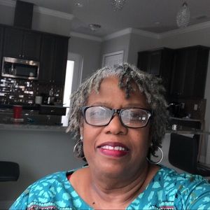 Meet your Posher, Sylvia